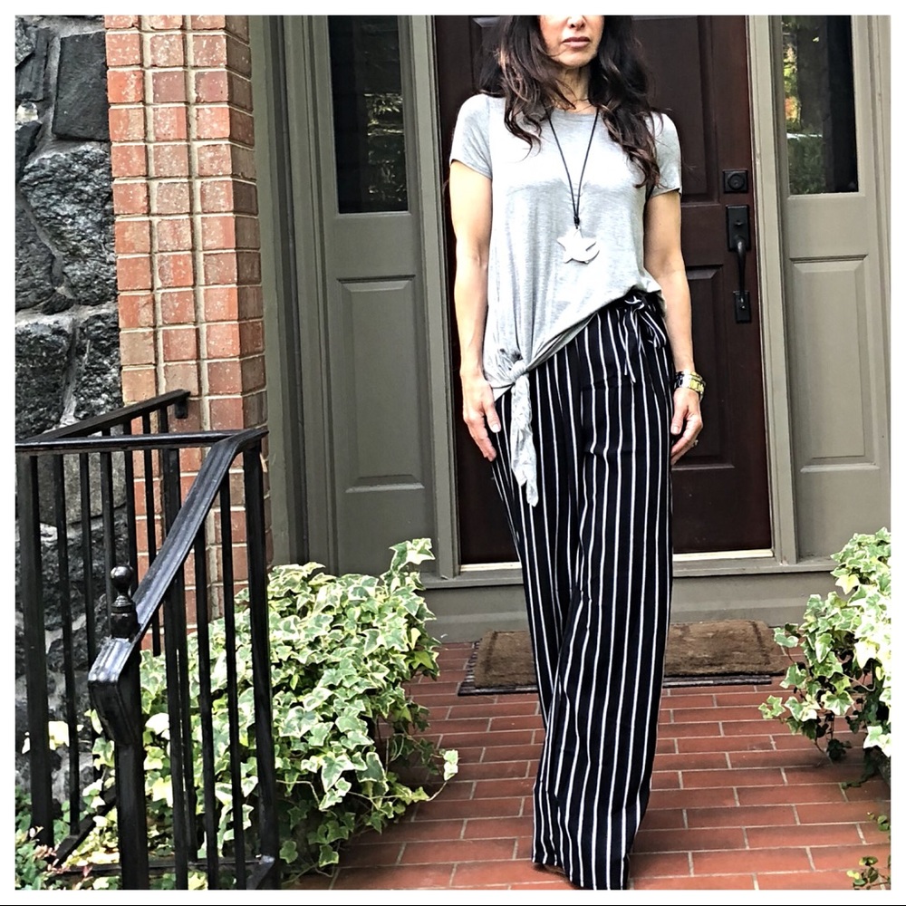 ✨LAST ONE ✨Wide leg belted striped pants - Picture 4 of 7